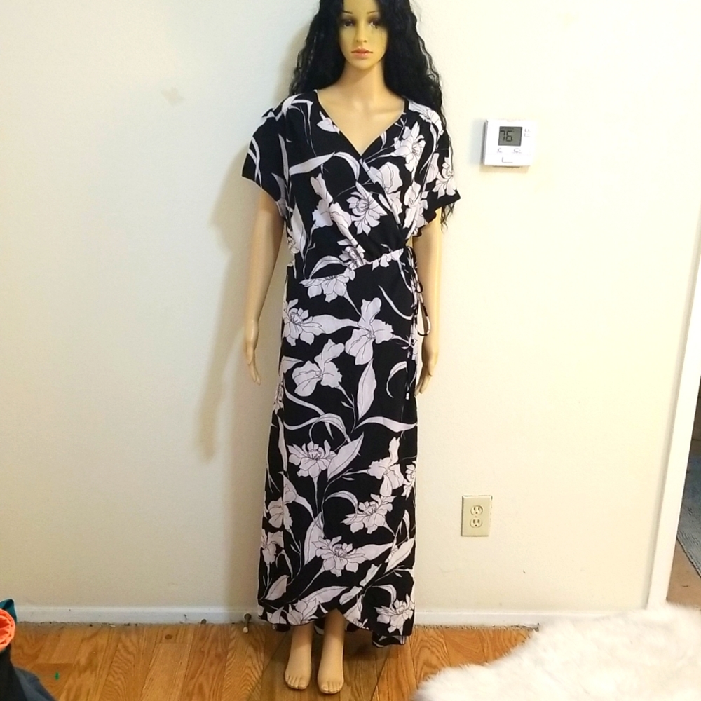 CURVY SENSE DRESS